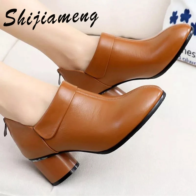 Top leather Princess single shoes women's new Korean women's shoes leather women's casual fashion single shoes
Top leather Princess single shoes women's new Korean women's shoes leather women's casual fashion single shoes