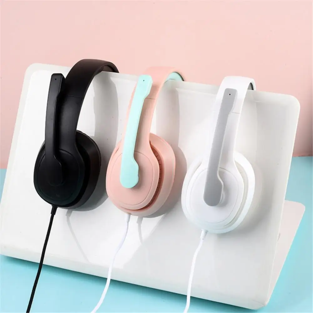 Dual Colors Wired Gaming Headphone Adjustable Headset with Mic for PC/Phone
Dual Colors Wired Gaming Headphone Adjustable Headset with Mic for PC/Phone