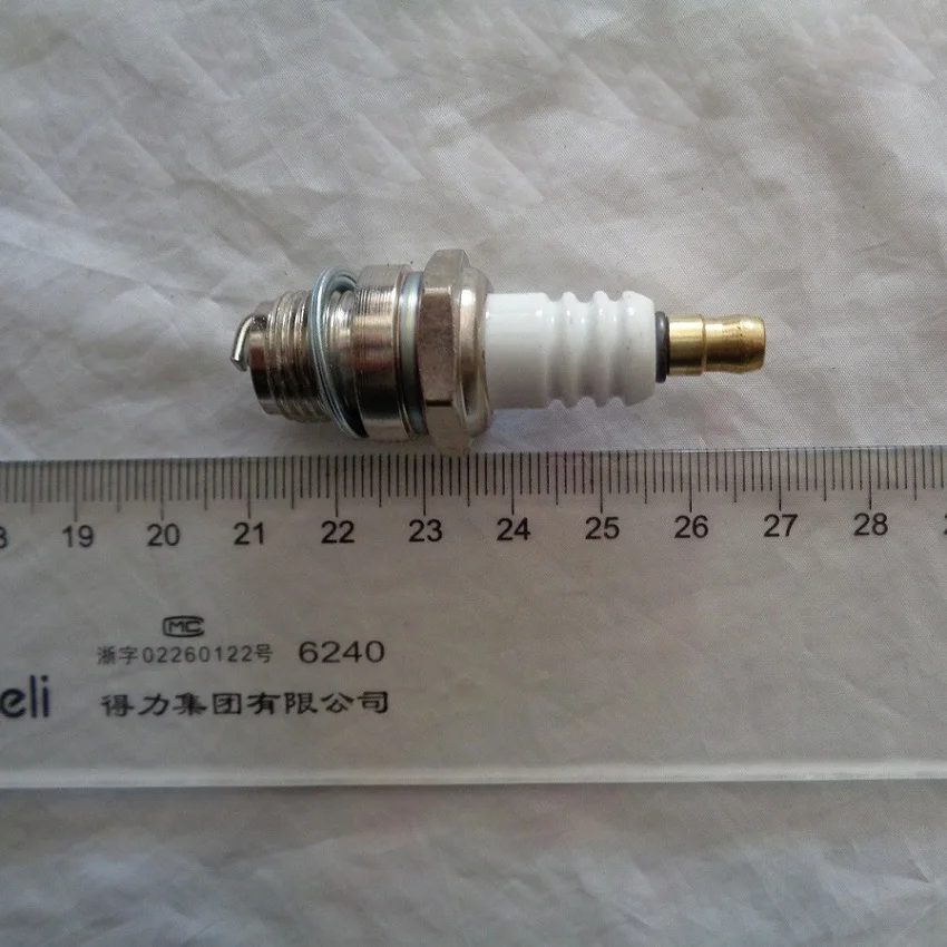 152F 154F Generator Spark Plug For 1KW 1.5KW Mitsubishi LIFAN Engine
152F 154F Generator Spark Plug For 1KW 1.5KW Mitsubishi LIFAN Engine