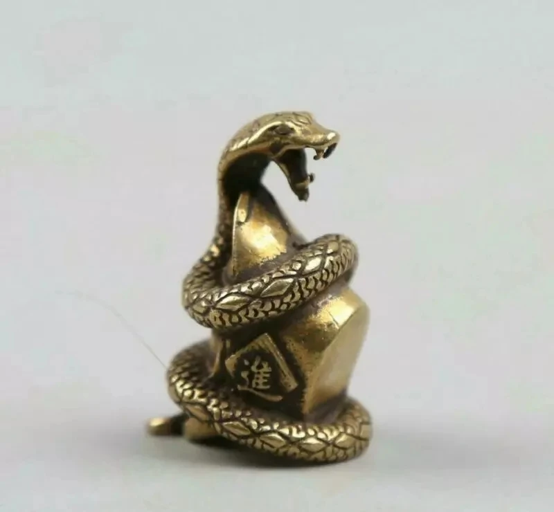 Curio Chinese Bronze Zodiac Animal Snake Wealth Money Yuanbao Small Statue 
Curio Chinese Bronze Zodiac Animal Snake Wealth Money Yuanbao Small Statue