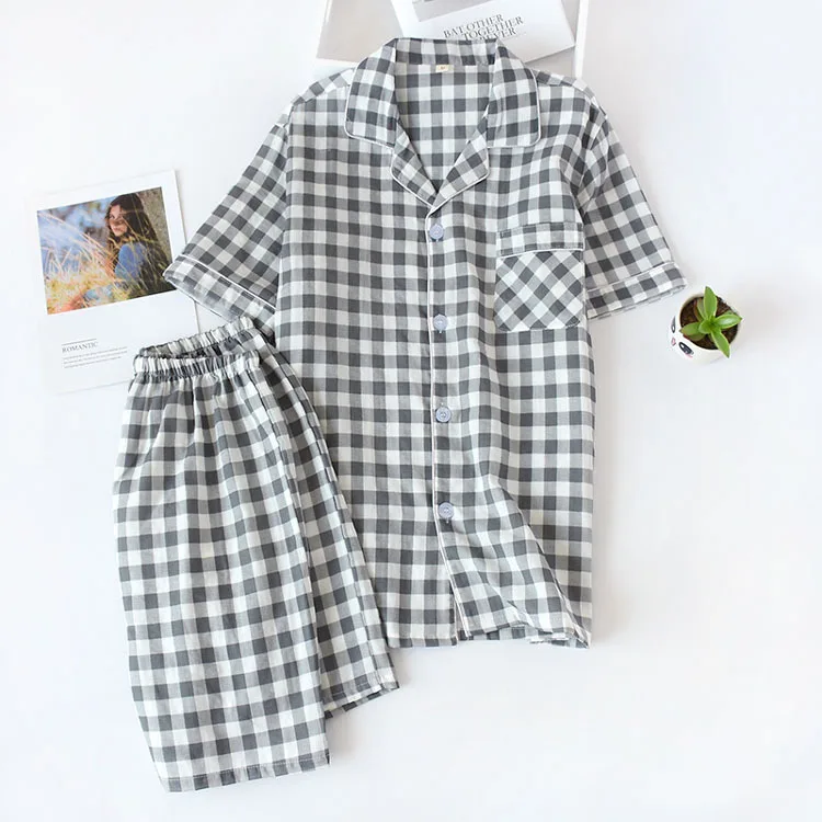 Summer new couple pajamas female cotton short-sleeved thin section comfortable men's suits home service short-sleeved shorts
Summer new couple pajamas female cotton short-sleeved thin section comfortable men's suits home service short-sleeved shorts