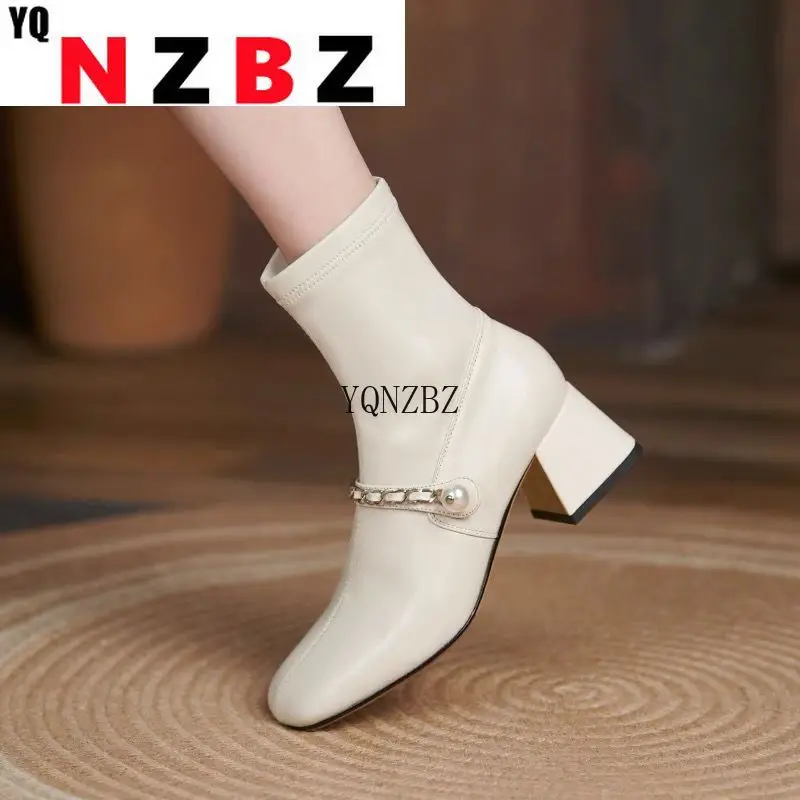 Брендовые дизайнерские ботинки из коровьей кожи, женская обувь на массивном каблуке, женские элегантные модные ботильоны на высоком каблук...
Брендовые дизайнерские ботинки из коровьей кожи, женская обувь на массивном каблуке, женские элегантные модные ботильоны на высоком каблук...