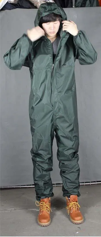 Conjoined raincoats overalls Electric motorcycle fashion raincoat men and women fission rain suit
Conjoined raincoats overalls Electric motorcycle fashion raincoat men and women fission rain suit