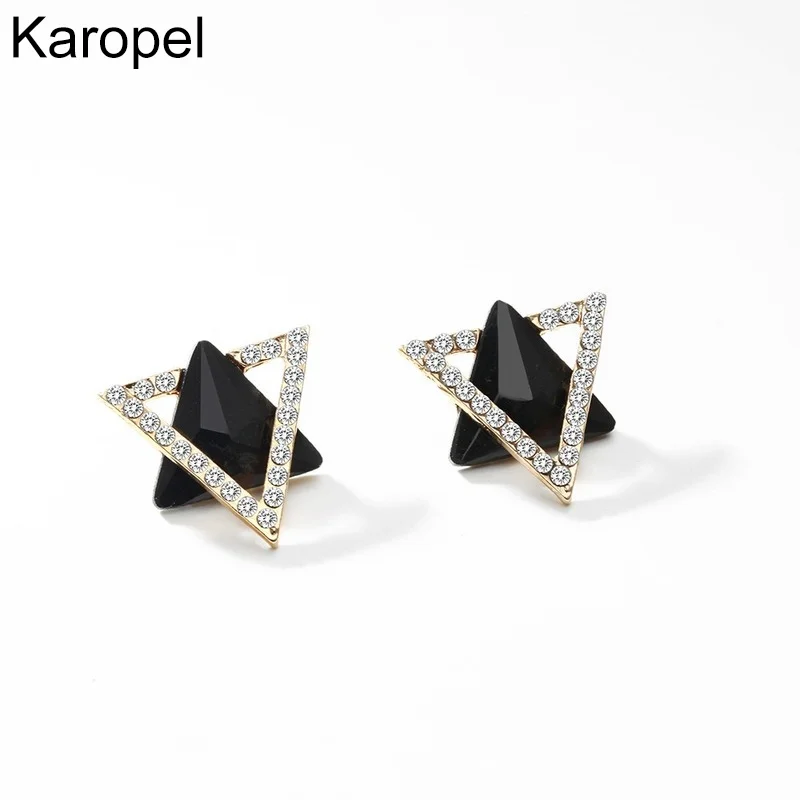 Korean Fashion Net Red Crystal Earrings Female Atmospheric Geometric Triangle Earrings S925 Silver Needle Personalized Earrings
Korean Fashion Net Red Crystal Earrings Female Atmospheric Geometric Triangle Earrings S925 Silver Needle Personalized Earrings