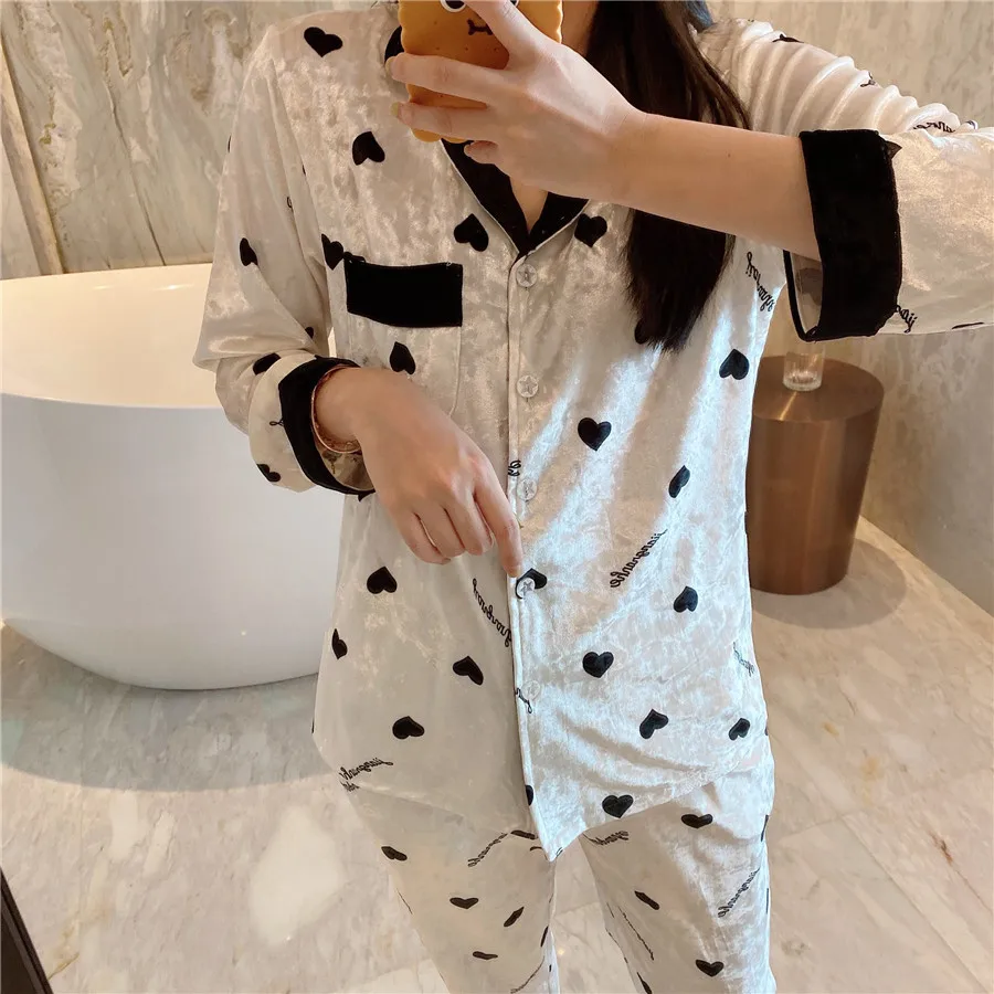 Autumn Winter Warm Pajama Set Women Pajamas Gold Velvet Homewear Pijama Mujer Elegant Sleepwear Night Wear Pj Set
Autumn Winter Warm Pajama Set Women Pajamas Gold Velvet Homewear Pijama Mujer Elegant Sleepwear Night Wear Pj Set