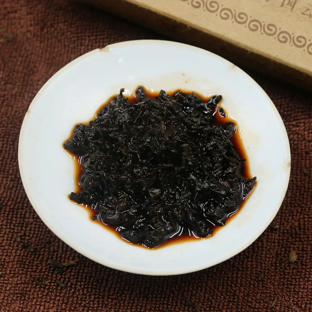 2019 Chinese Tea Yongzhen Ripe Pur Erh "Palace Pu-Erh Tea Brick" Shu Pu-Erh Box Tea 250g 
2019 Chinese Tea Yongzhen Ripe Pur Erh "Palace Pu-Erh Tea Brick" Shu Pu-Erh Box Tea 250g