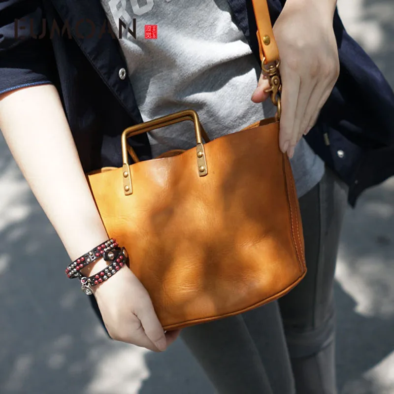 AETOO Hand-shoulder diagonal back portable female models leather leather vegetable tanned leather bag small retro make old son b
AETOO Hand-shoulder diagonal back portable female models leather leather vegetable tanned leather bag small retro make old son b