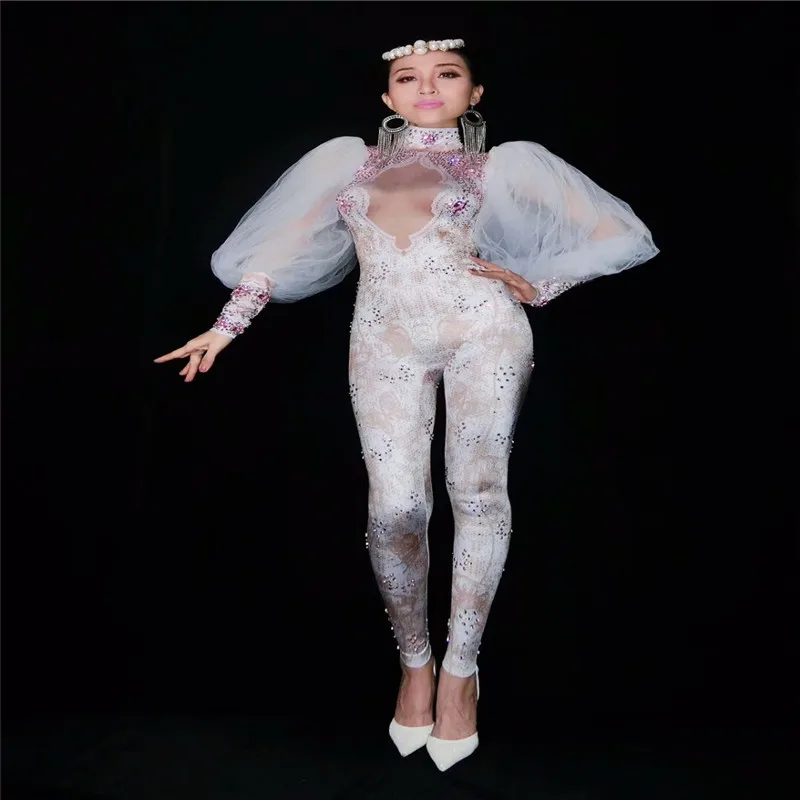 X85 Singer perform wear lace puff sleeves jumpsuit white printed rhinestones bodysuit crystal leoatrd sexy siamese women wear dj
X85 Singer perform wear lace puff sleeves jumpsuit white printed rhinestones bodysuit crystal leoatrd sexy siamese women wear dj