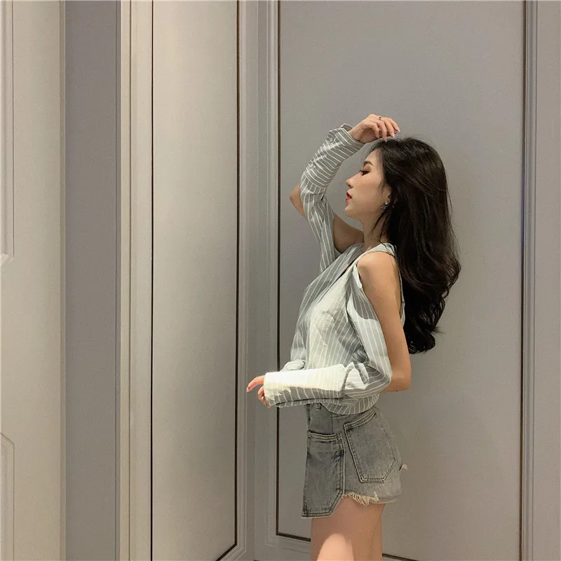 Striped Off Shoulder Womens Tops and Blouses Hollow Out Women's Clothing Spring Summer V-neck Fashion Korean Style Shirts New
Striped Off Shoulder Womens Tops and Blouses Hollow Out Women's Clothing Spring Summer V-neck Fashion Korean Style Shirts New