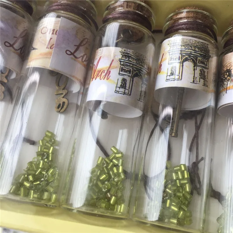 2*7cm 12pcs/Lot Empty Transparent Clear Vintage Small Wish Jars Glass Bottles With Cork Stopper Glass Vials Jars Storage Bottles
2*7cm 12pcs/Lot Empty Transparent Clear Vintage Small Wish Jars Glass Bottles With Cork Stopper Glass Vials Jars Storage Bottles