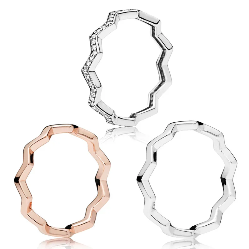 Женское кольцо из серебра 925 пробы, с тремя вставками
Женское кольцо из серебра 925 пробы, с тремя вставками