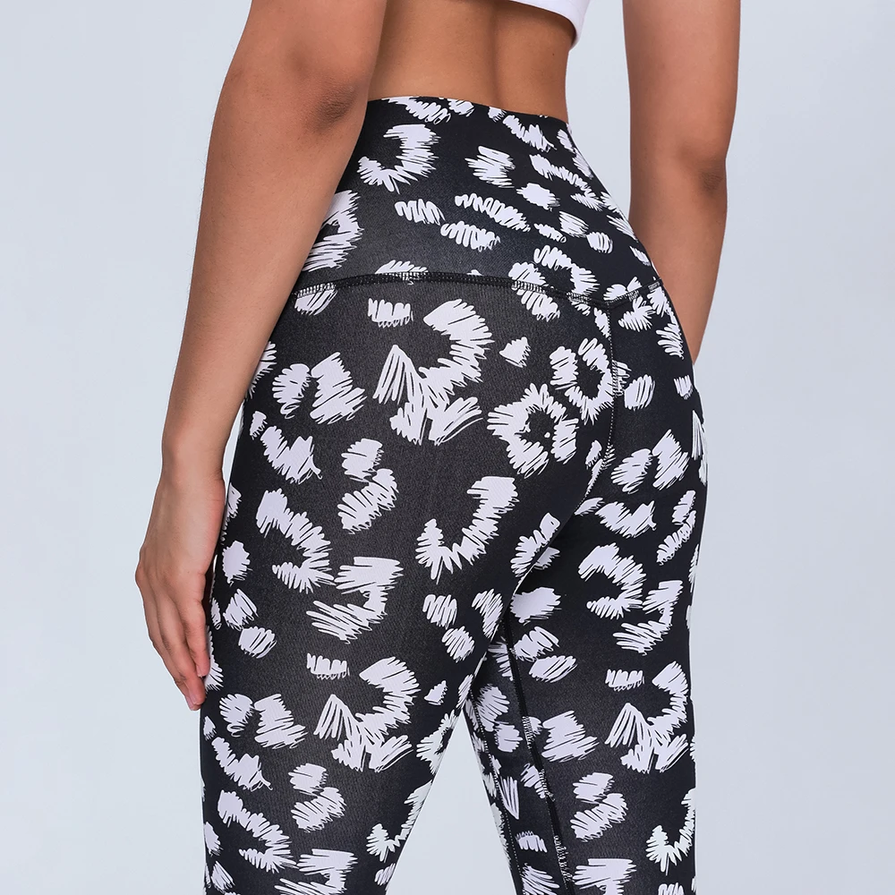 CLASSIC Cotton Feel 7/8 Length Sport Legging Yoga Pants Women Soft Nylon 4-Ways Stretchy Training Workout Gym Tights
CLASSIC Cotton Feel 7/8 Length Sport Legging Yoga Pants Women Soft Nylon 4-Ways Stretchy Training Workout Gym Tights