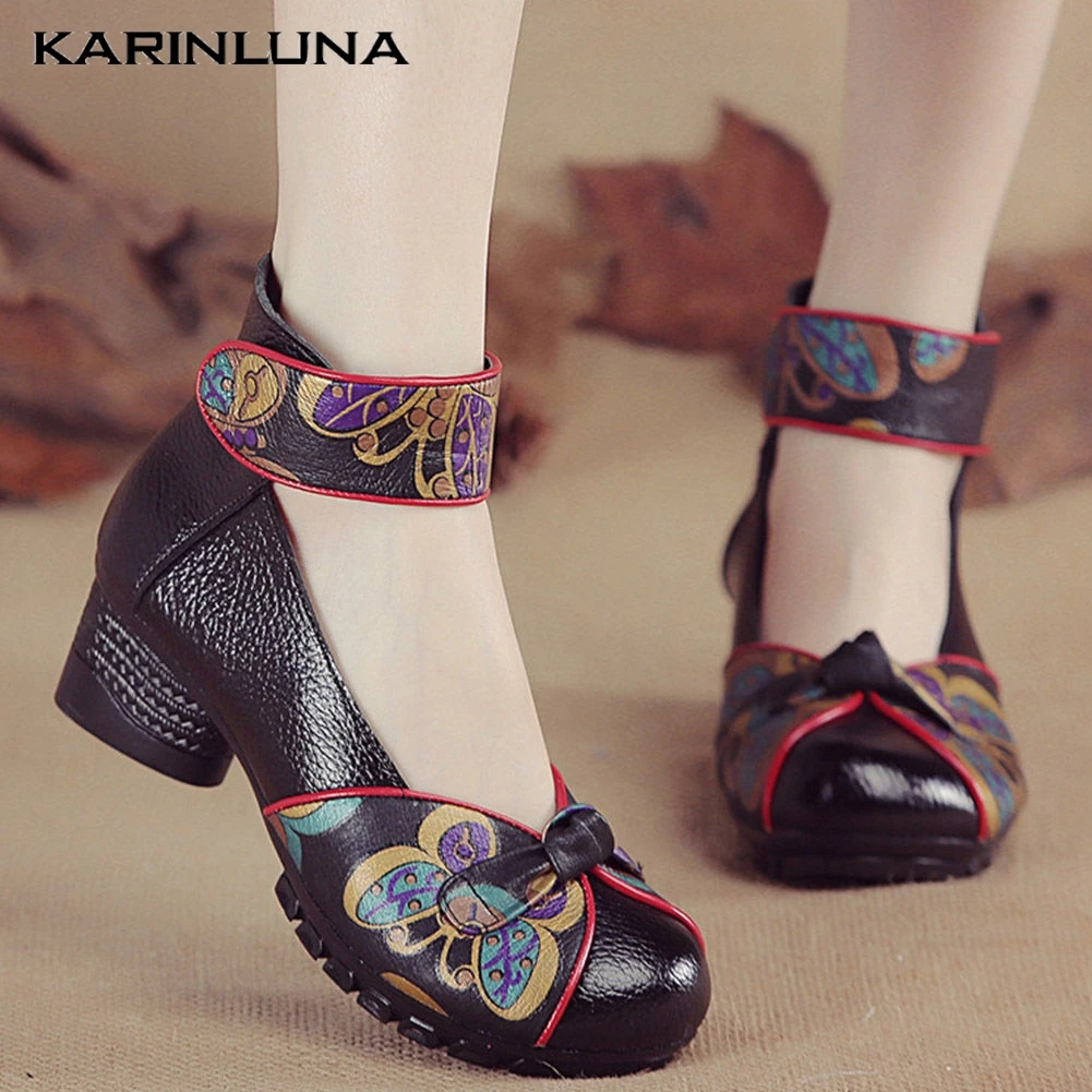 Karinluna New Large Sizes 42 Cosy MOM Walking Shoes Round Heels Shoes Split Leather Printed Pumps Women
Karinluna New Large Sizes 42 Cosy MOM Walking Shoes Round Heels Shoes Split Leather Printed Pumps Women