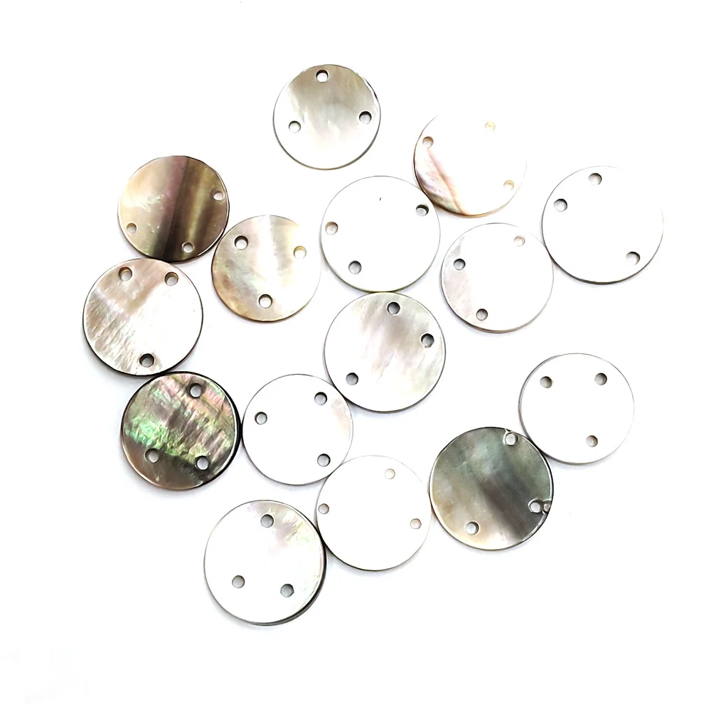 Natural Shell Beads Three-hole Round Shell Loose Beads Suitable for Handmade Making Necklaces Bracelets Jewelry Creative Gifts 
Natural Shell Beads Three-hole Round Shell Loose Beads Suitable for Handmade Making Necklaces Bracelets Jewelry Creative Gifts