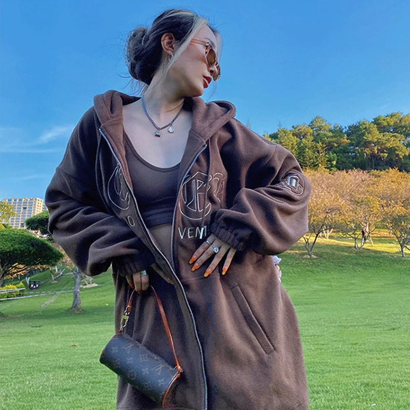 Plush Coat Casual Women's winter jacket embroidery Zip cotton Oversized hoodie Pocket Plus Size street Vintage y2k Woman clothes
Plush Coat Casual Women's winter jacket embroidery Zip cotton Oversized hoodie Pocket Plus Size street Vintage y2k Woman clothes