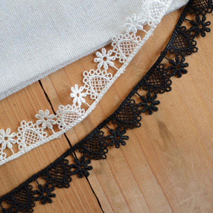 Водорастворимые кружева из полиэстера, 5 м/лот, 1,8 см
Водорастворимые кружева из полиэстера, 5 м/лот, 1,8 см