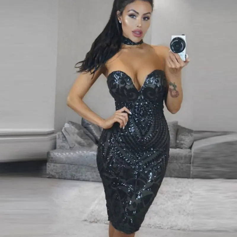 The new 2022 sequined sleeveless deep V sexy sequins strapless party dress with package buttocks evening dress
The new 2022 sequined sleeveless deep V sexy sequins strapless party dress with package buttocks evening dress