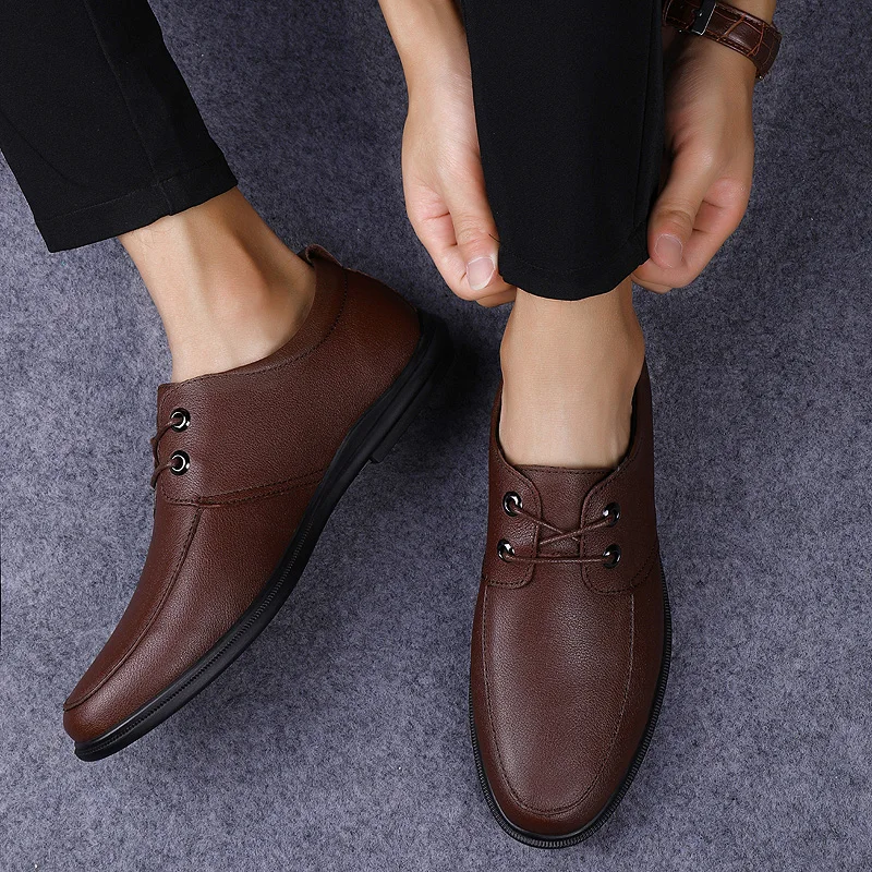 2020 New Men Leather Shoes Man Business Dress Classic Style Flats Brown Black Lace Up Pointed Toe Shoe For Men Oxford Shoes
2020 New Men Leather Shoes Man Business Dress Classic Style Flats Brown Black Lace Up Pointed Toe Shoe For Men Oxford Shoes