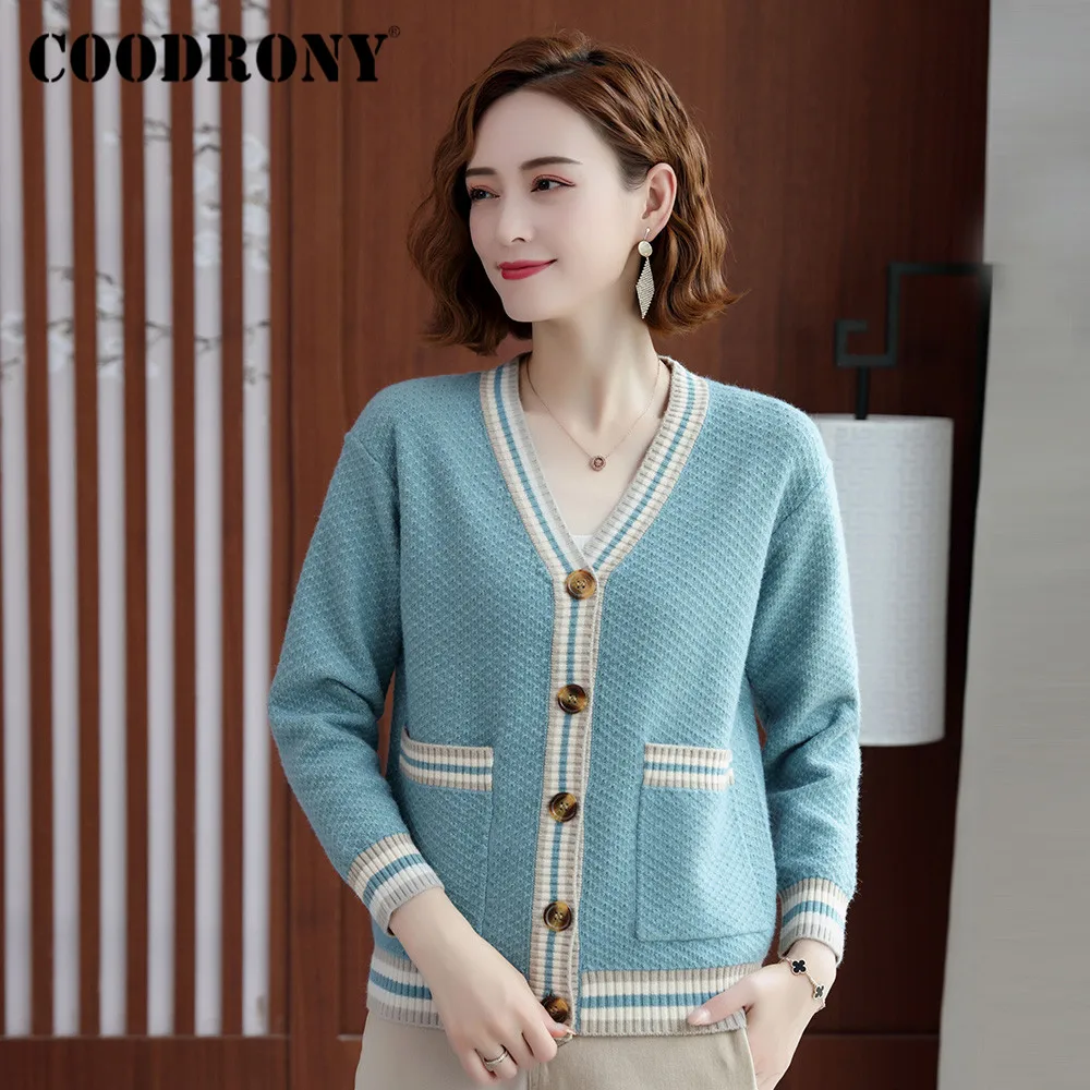 COODRONY Brand Autumn Winter Knitted Ladies Sweaters With Pockets Streetwear Fashion Elegant Casual Women Slim Cardigans W1475
COODRONY Brand Autumn Winter Knitted Ladies Sweaters With Pockets Streetwear Fashion Elegant Casual Women Slim Cardigans W1475