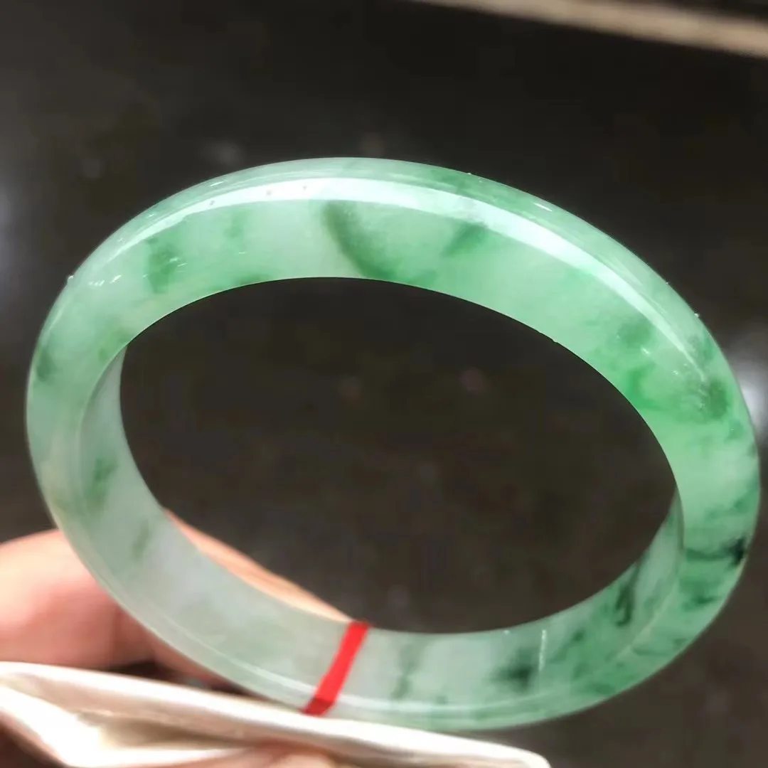 Натуральный браслет из Мьянмы из жадеита, плоский браслет из настоящего жадеита, натуральный женский характерный браслет, 61 мм, 214
Натуральный браслет из Мьянмы из жадеита, плоский браслет из настоящего жадеита, натуральный женский характерный браслет, 61 мм, 214