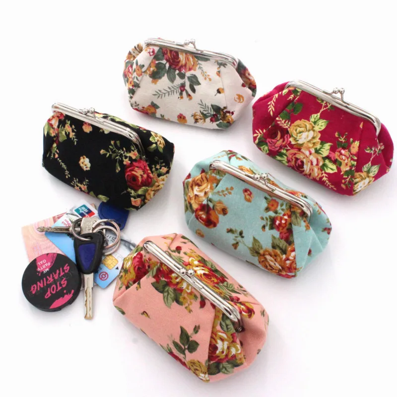 Woman Rose Canvas Coin Purse Women's Printed Small Purse Portable Large Capacity Card Bag Mouth Red Bag Mommy Coin Purse
Woman Rose Canvas Coin Purse Women's Printed Small Purse Portable Large Capacity Card Bag Mouth Red Bag Mommy Coin Purse