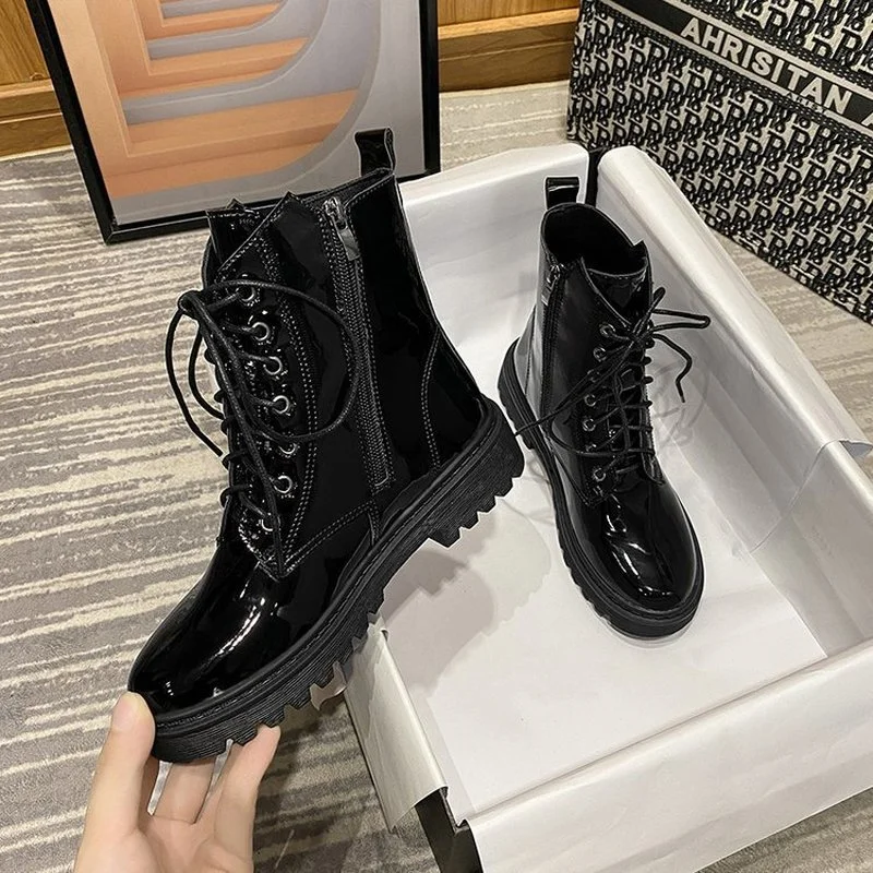 Женские ботинки челси на платформе, модные ботинки-мартинсы на танкетке, повседневные ботильоны, женские короткие ботинки, массивные ботин...
Женские ботинки челси на платформе, модные ботинки-мартинсы на танкетке, повседневные ботильоны, женские короткие ботинки, массивные ботин...