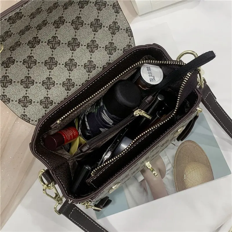 2021 New Fashion High-quality Printing All-match Small Square Bag Ladies Shoulder Diagonal Purses and Handbags Luxury Designer
2021 New Fashion High-quality Printing All-match Small Square Bag Ladies Shoulder Diagonal Purses and Handbags Luxury Designer