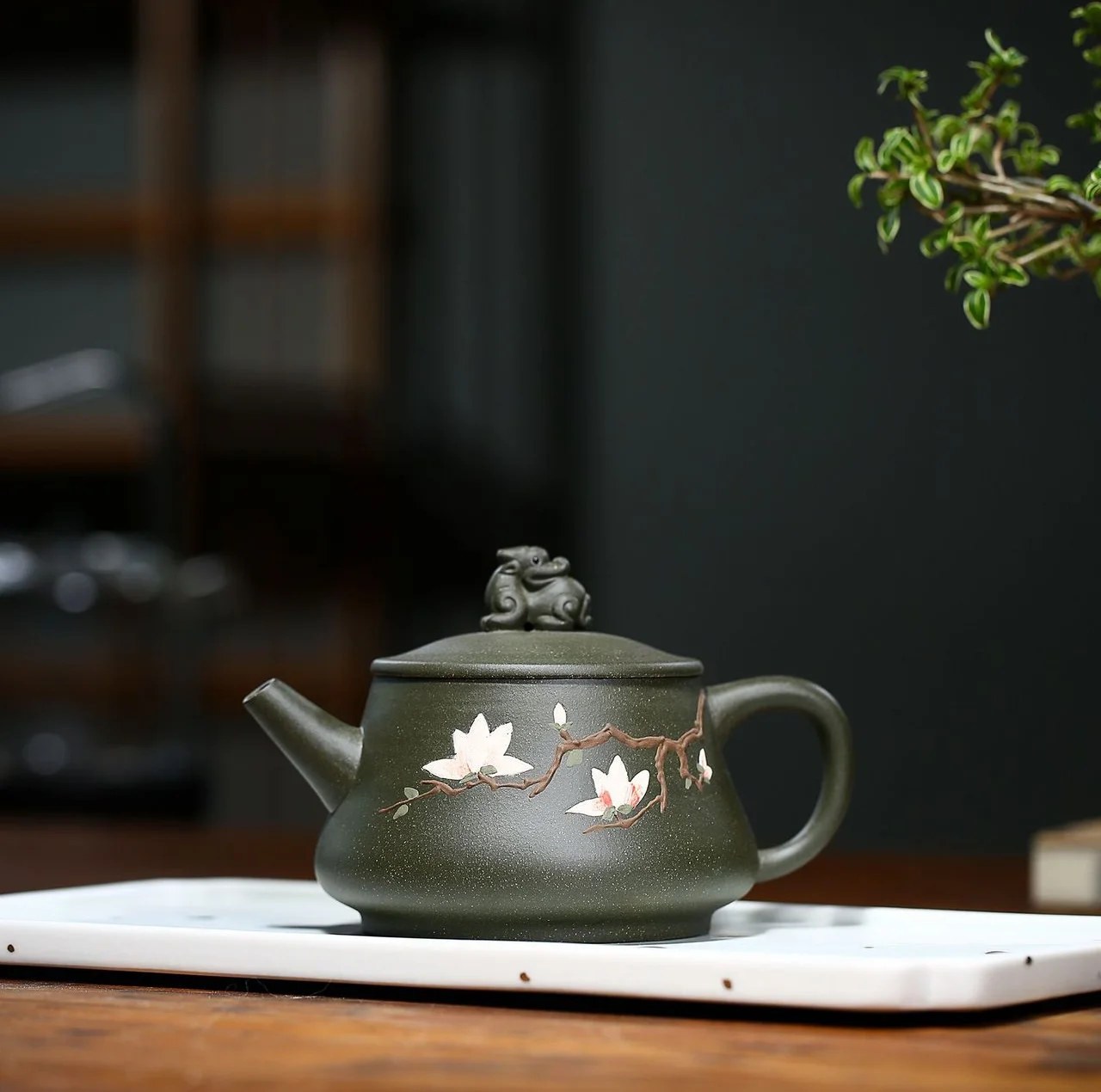 Chinese Handmade Purple Clay Teapot Exquisite Purple Clay Teapot Tea Set Household Kettle 240ml Iving Room Decoration Home Gift
Chinese Handmade Purple Clay Teapot Exquisite Purple Clay Teapot Tea Set Household Kettle 240ml Iving Room Decoration Home Gift