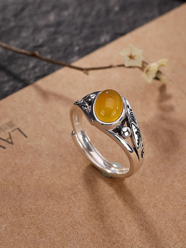 S925 sterling silver inlaid vintage personality topaz Thai silver opening ladies high-end temperament ring
S925 sterling silver inlaid vintage personality topaz Thai silver opening ladies high-end temperament ring