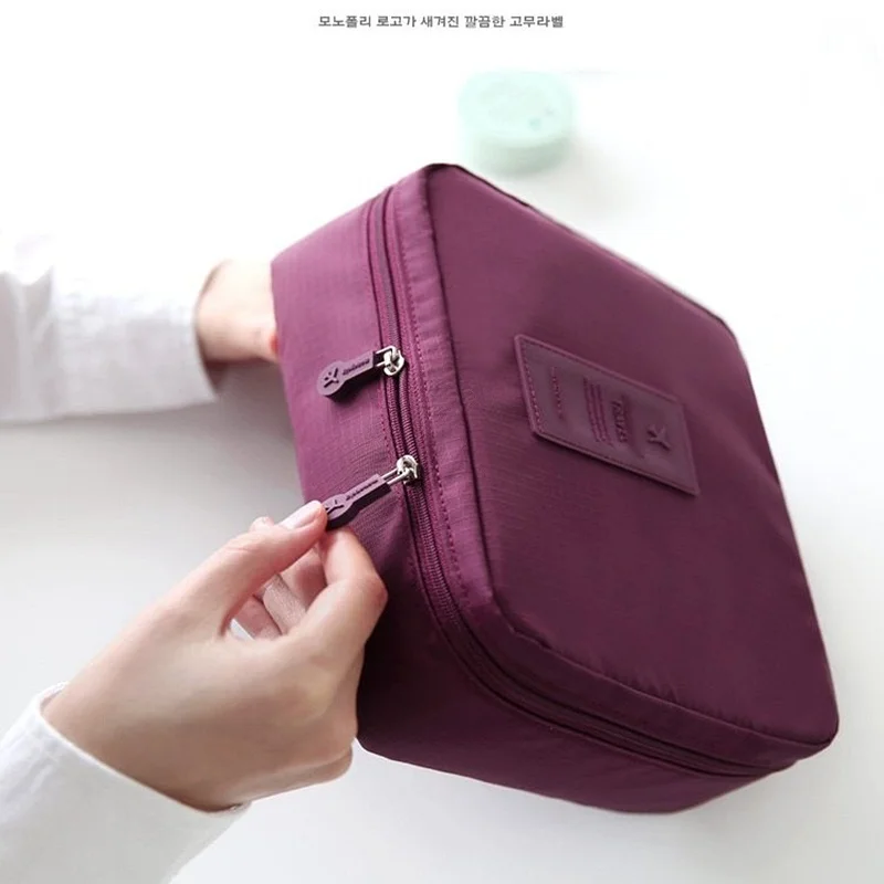 Waterproof Portable Zipper Cosmetic Bag dot beauty Case Make Up Tas Purse Organizer Storage Travel Wash Pouch K1049
Waterproof Portable Zipper Cosmetic Bag dot beauty Case Make Up Tas Purse Organizer Storage Travel Wash Pouch K1049