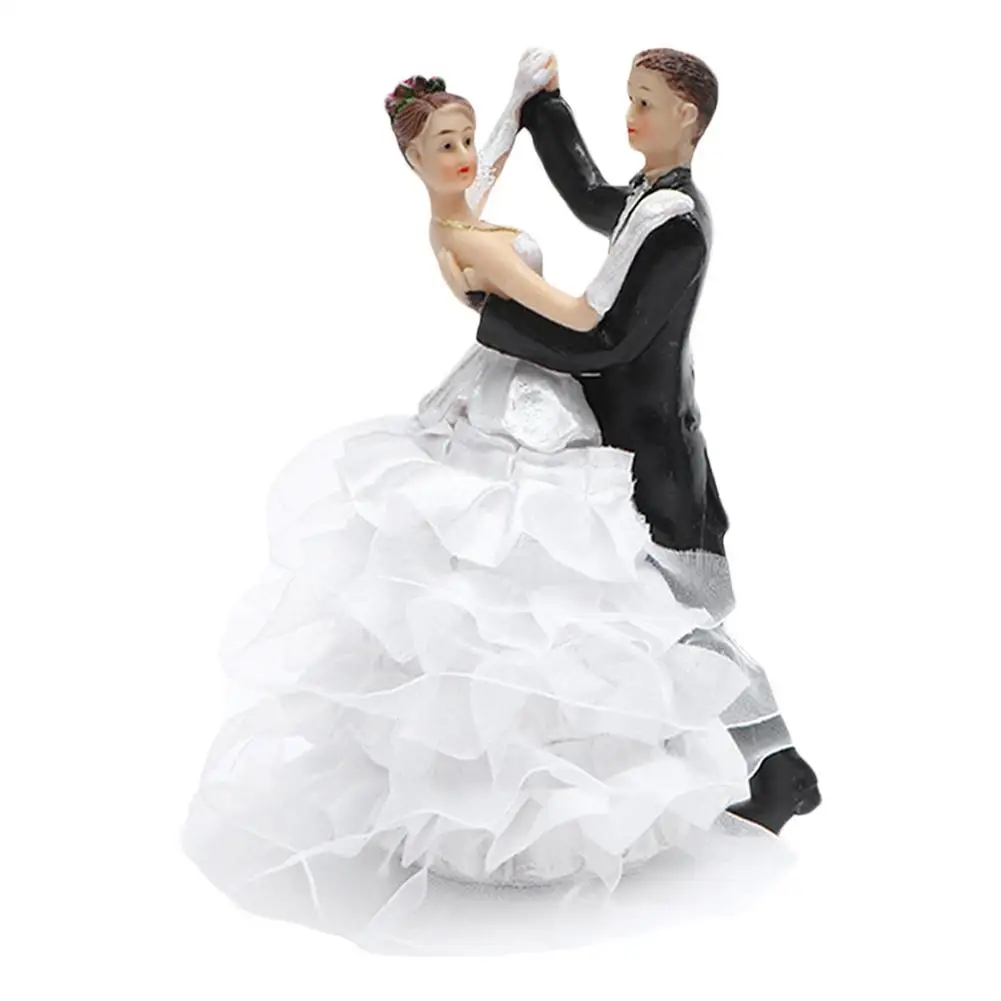 DIY Europe Puppet Crafts Resin Characters Decoration 1 Set Of Couple Dolls Wedding Cake Decoration Miniature Gardens Ornaments
DIY Europe Puppet Crafts Resin Characters Decoration 1 Set Of Couple Dolls Wedding Cake Decoration Miniature Gardens Ornaments
