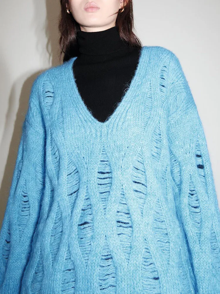 ZA autumn and winter new women's temperament lazy style fashion hole V-neck long-sleeved twist knit sweater pullover
ZA autumn and winter new women's temperament lazy style fashion hole V-neck long-sleeved twist knit sweater pullover