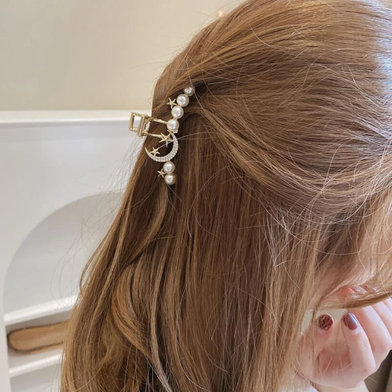 2021 New Fashion Metal Large Medium Pearl Rhinestone Hairpin Pan Hair Claw For Women Girl Hair Accessories Headwear 
2021 New Fashion Metal Large Medium Pearl Rhinestone Hairpin Pan Hair Claw For Women Girl Hair Accessories Headwear