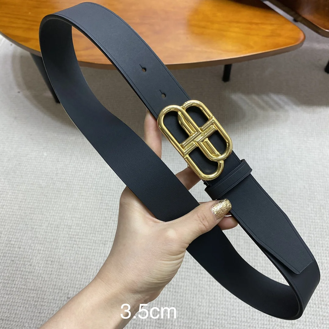 Low key retro waistband pure copper button top leather belt belt men and women leather letters in the same fashion 
Low key retro waistband pure copper button top leather belt belt men and women leather letters in the same fashion