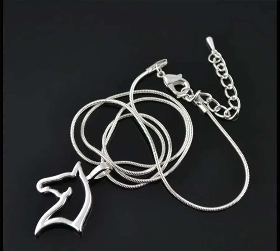 Fashion Cute Animal Horse Pendant Necklace For Women Dainty Silver Color Chain Clothing Costume Jewelry Accessories Wholesale 
Fashion Cute Animal Horse Pendant Necklace For Women Dainty Silver Color Chain Clothing Costume Jewelry Accessories Wholesale