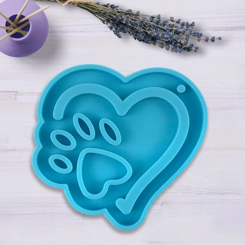 DIY Love Dog Claw Silicone Epoxy Mold DIY Keychain Pendant Jewelry Crafting Mould for Valentine Love Gift Craft
DIY Love Dog Claw Silicone Epoxy Mold DIY Keychain Pendant Jewelry Crafting Mould for Valentine Love Gift Craft