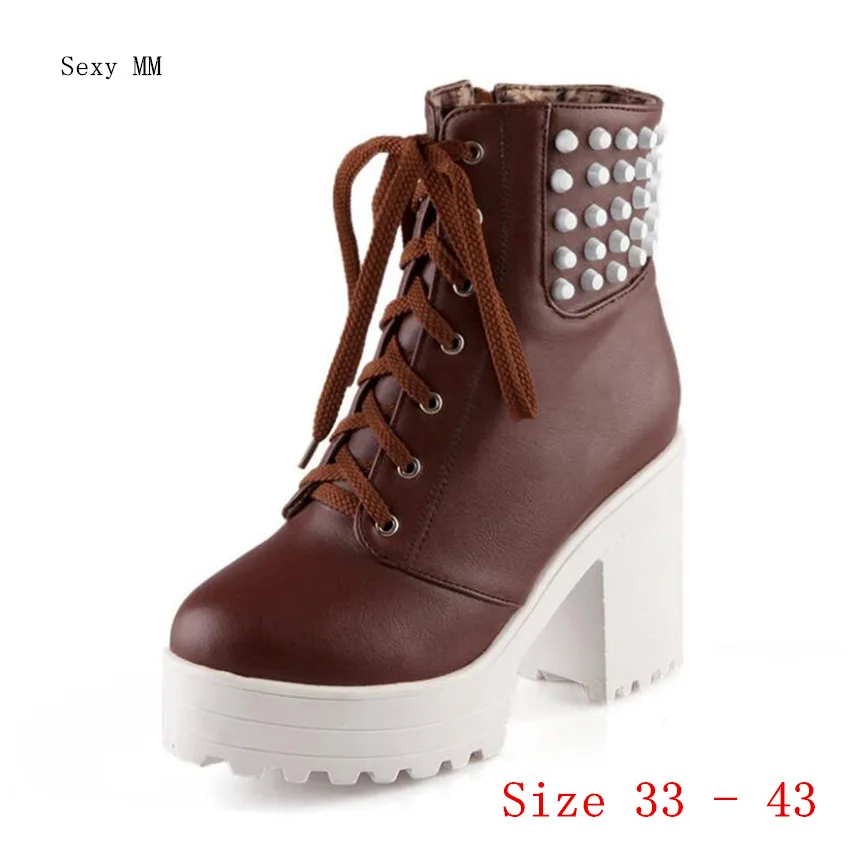 Spring Autumn Platform Square High Heels Ankle Boots Women Short Boots Ladies Shoes botas botte femme Plus Size 33 - 40.41.42.43
Spring Autumn Platform Square High Heels Ankle Boots Women Short Boots Ladies Shoes botas botte femme Plus Size 33 - 40.41.42.43