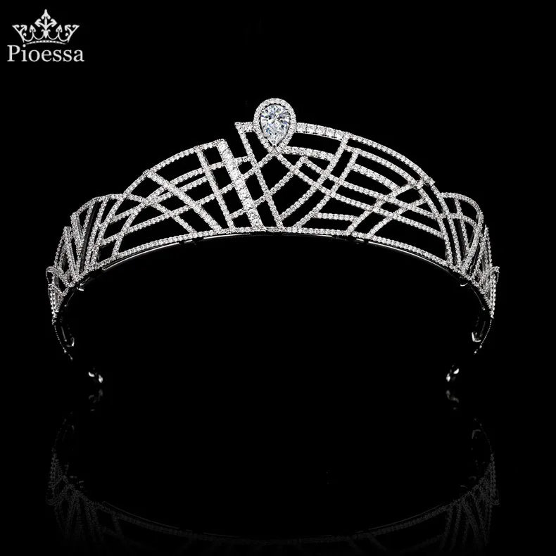 New European and American Crown Star Same Style Liu Yifei's Photo Hairstyle Bridal Wedding Headdress Zircon Crown King Tiaras
New European and American Crown Star Same Style Liu Yifei's Photo Hairstyle Bridal Wedding Headdress Zircon Crown King Tiaras