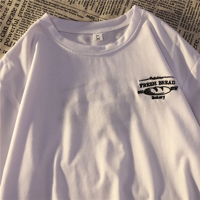 Vintage Embroidered Short-Sleeved T-shirt for Women 2021 Loose Korean Style Ins Trendy Harajuku Style Japanese Style Half Sleeve
Vintage Embroidered Short-Sleeved T-shirt for Women 2021 Loose Korean Style Ins Trendy Harajuku Style Japanese Style Half Sleeve