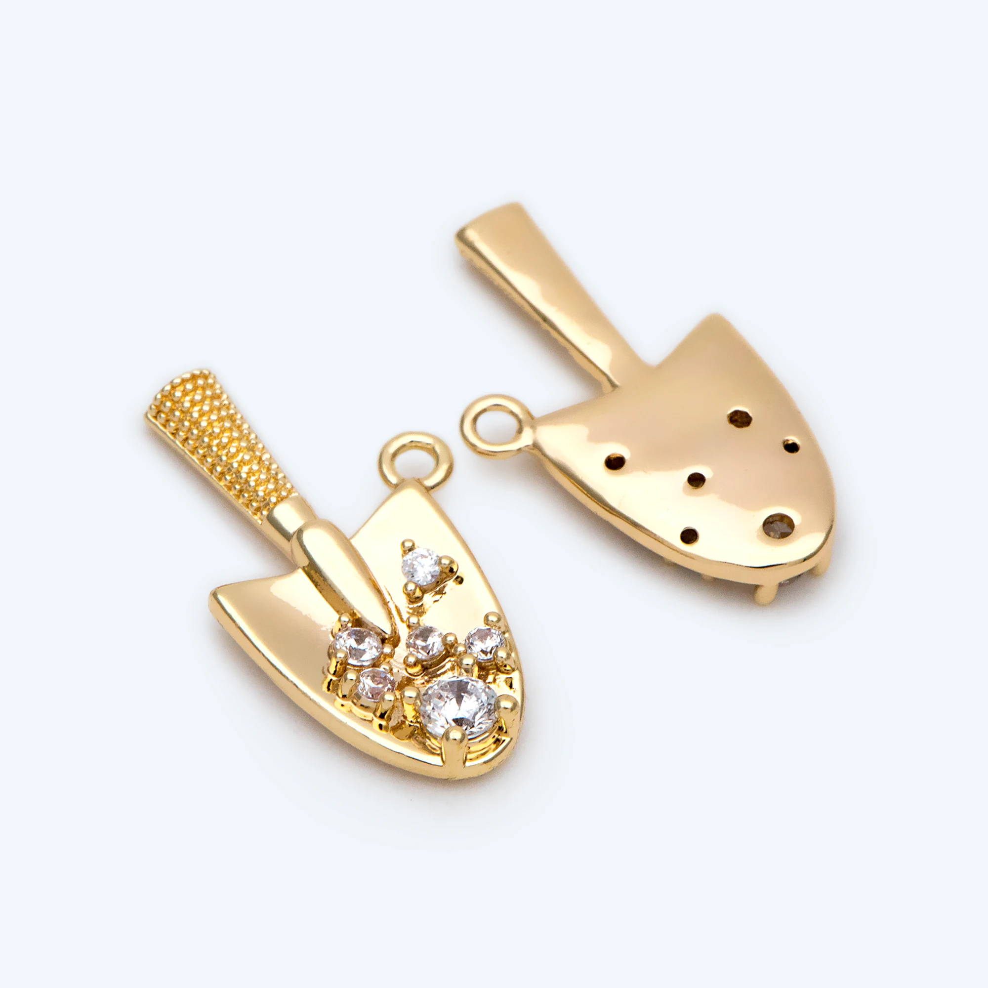 4pcs CZ Paved Gold Shovel Charms Pendant for Jewelry Making DIY Handmade Craft (GB-2349)
4pcs CZ Paved Gold Shovel Charms Pendant for Jewelry Making DIY Handmade Craft (GB-2349)
