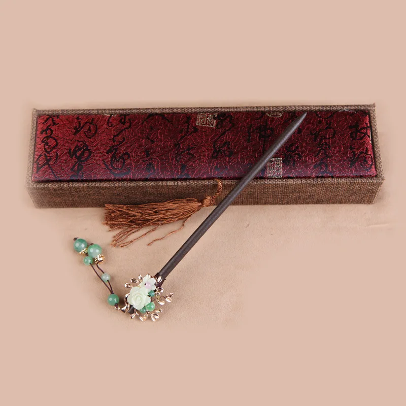Hair Stick Flower Hairpin Cosplay Costume Accessory Chinese Style Dangle Tassels Gift Box with A Wooden Ribbon for Girls
Hair Stick Flower Hairpin Cosplay Costume Accessory Chinese Style Dangle Tassels Gift Box with A Wooden Ribbon for Girls