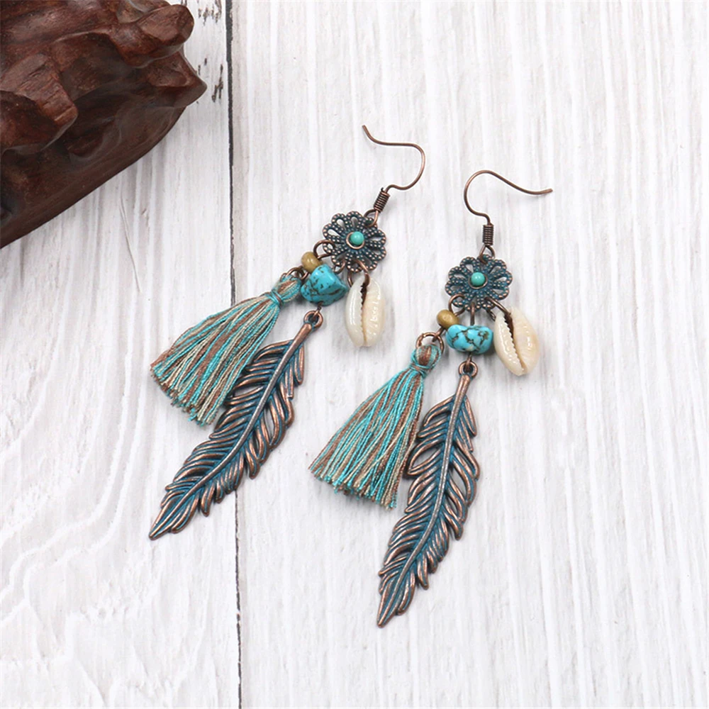 Loredana Fashionable Vintage Tassel Earrings Hollow Carved Leaf Alloy Earrings For Women.Health And Comfort Jewelry.EZ178 
Loredana Fashionable Vintage Tassel Earrings Hollow Carved Leaf Alloy Earrings For Women.Health And Comfort Jewelry.EZ178