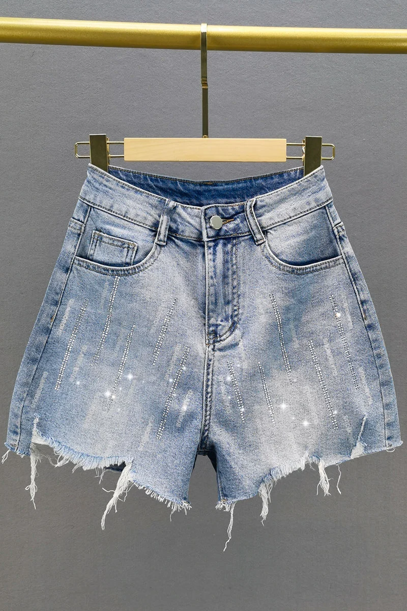 Light Blue Denim Shorts Women's Thin 2021 Summer New High Waist Jeans Loose Slim European Station Hot Drilling Burr Hot Pants 
Light Blue Denim Shorts Women's Thin 2021 Summer New High Waist Jeans Loose Slim European Station Hot Drilling Burr Hot Pants