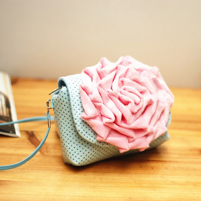 Gilrs Flower Messenger Bag Cute Cartoon Kids Small Coin Purses Handbags Fashion Shoulder Bag Purse Child Mini 3D Flap Floral
Gilrs Flower Messenger Bag Cute Cartoon Kids Small Coin Purses Handbags Fashion Shoulder Bag Purse Child Mini 3D Flap Floral