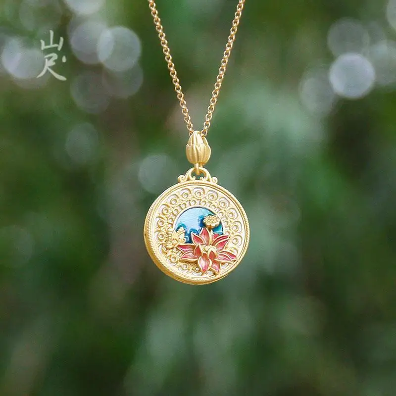 Natural Hetian White Jade Double-Sided Wearing Pendant S925 Sterling Silver Jade Necklace Classical Elegant Gorgeous
Natural Hetian White Jade Double-Sided Wearing Pendant S925 Sterling Silver Jade Necklace Classical Elegant Gorgeous