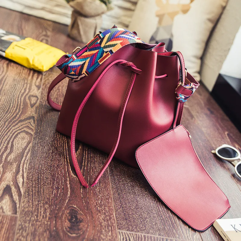 Factory Models 2020 New Fashion Women's Bag Pumping Bucket Bag Ribbon Hand Strap Shoulder Messenger Bag Wholesale 
Factory Models 2020 New Fashion Women's Bag Pumping Bucket Bag Ribbon Hand Strap Shoulder Messenger Bag Wholesale