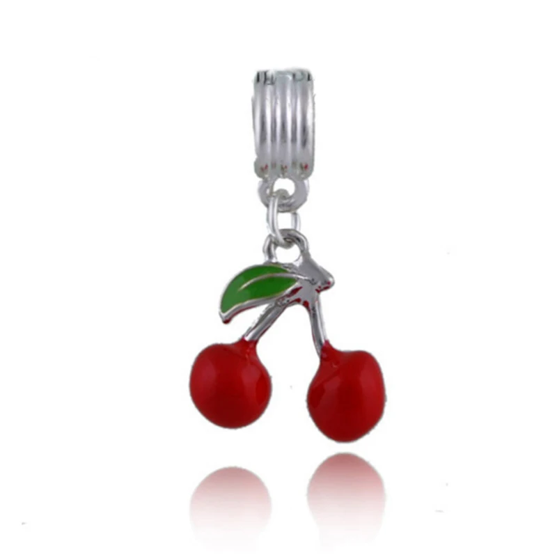 Charm cherry pendant European and American fashion travel pendant men and women pendant jewelry
Charm cherry pendant European and American fashion travel pendant men and women pendant jewelry