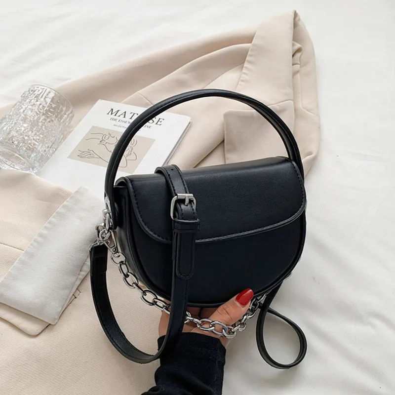 QIAOSANSAN Handbag Ins New Fashion Designer Chain Crossbody Single Shoulder Portable Autumn And Winter Texture Flip Saddle Bag
QIAOSANSAN Handbag Ins New Fashion Designer Chain Crossbody Single Shoulder Portable Autumn And Winter Texture Flip Saddle Bag