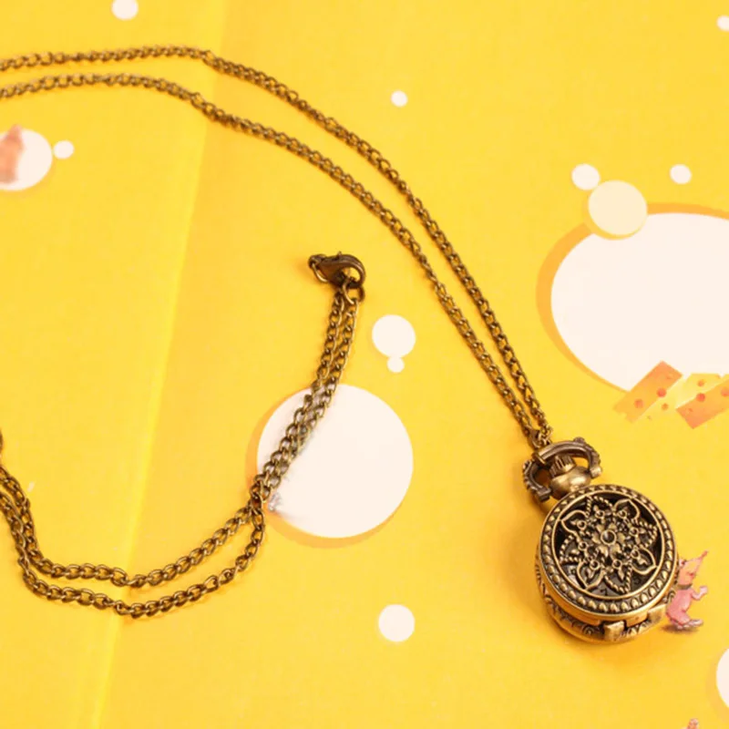 Women Men Pocket Watch Vintage Small Size Lotus Hollow Out Quartz Clock Necklace Chain THIN889
Women Men Pocket Watch Vintage Small Size Lotus Hollow Out Quartz Clock Necklace Chain THIN889
