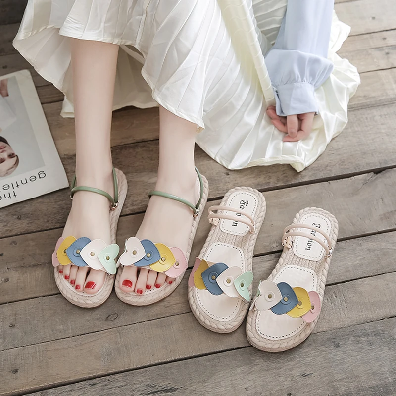 Low Shoes Woman 2021 Slippers Soft Platform Luxury Slides Pantofle Comfort Summer Flat Designer New Rubber PU Basic Scandals
Low Shoes Woman 2021 Slippers Soft Platform Luxury Slides Pantofle Comfort Summer Flat Designer New Rubber PU Basic Scandals